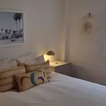 Boutique Rooftop With Ocean Views Apartman