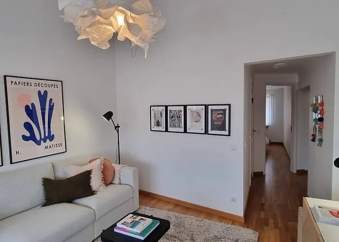 Boutique Rooftop With Ocean Views *