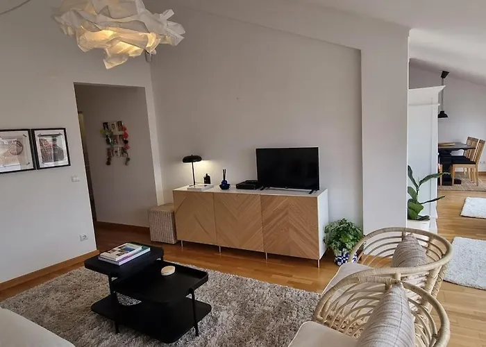 Boutique Rooftop With Ocean Views