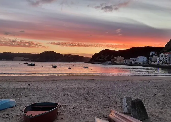 Boutique Rooftop With Ocean Views *